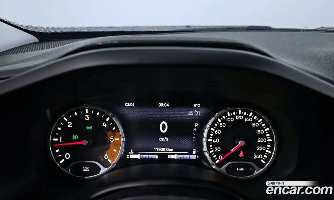 Jeep Renegade 2017 2.0 Автомат в Москве № 278914, фото 9