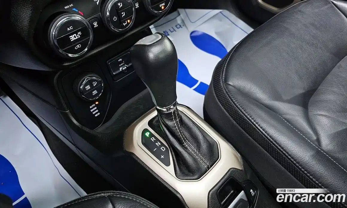 Jeep Renegade 2017 2.0 Автомат в Москве № 278914, фото 10