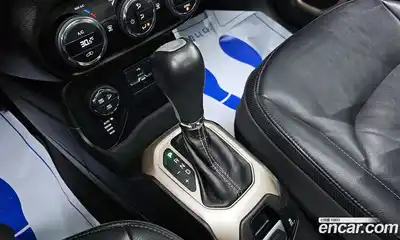 Jeep Renegade 2017 2.0 Автомат в Москве № 278914, миниатюра 10