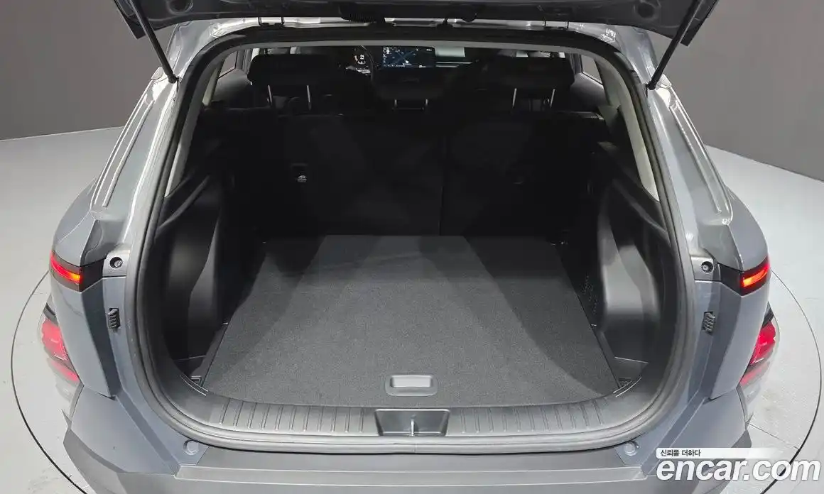 Hyundai Kona 2023 1.6 Автомат в Москве № 283125, фото 4