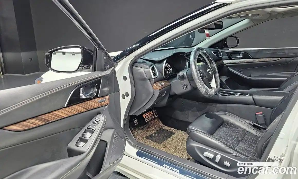 Nissan Maxima 2017 3.5 Автомат в Москве № 284949, фото 15