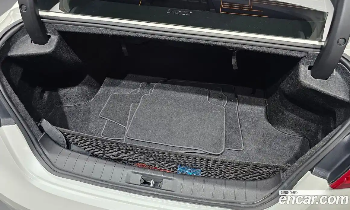 Nissan Maxima 2017 3.5 Автомат в Москве № 284949, фото 18