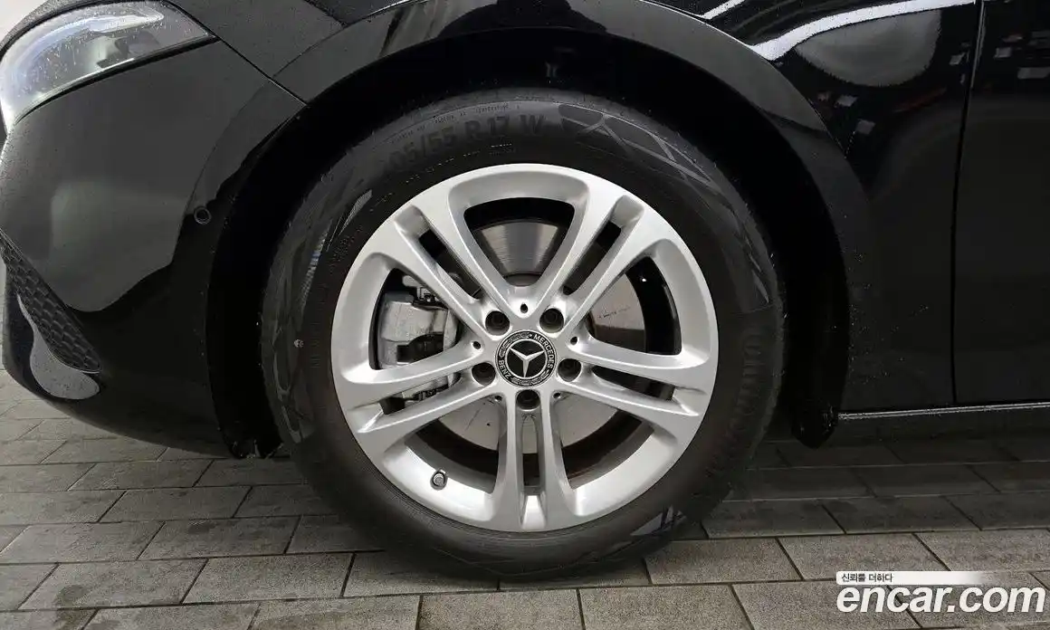 Mercedes-Benz A-Class 2025 2.0 Автомат в Москве № 286097, фото 16