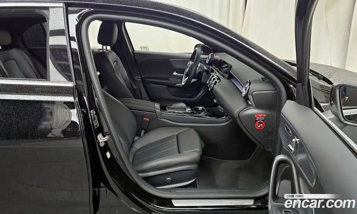 Mercedes-Benz A-Class 2025 2.0 Автомат в Москве № 286097, фото 9