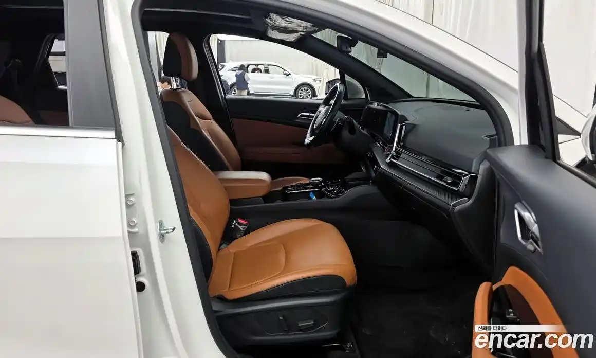 Kia Sportage 2022 1.6 Автомат в Москве № 287514, фото 4