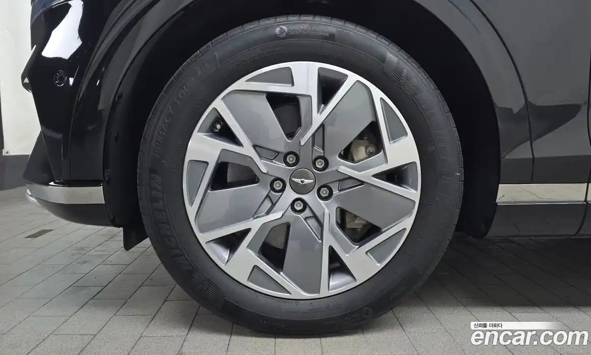 Genesis GV70 2022 0.1 Автомат в Москве № 289151, фото 6