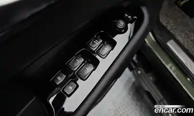 SsangYong Rexton 2024 2.2 Автомат в Москве № 29478, миниатюра 7