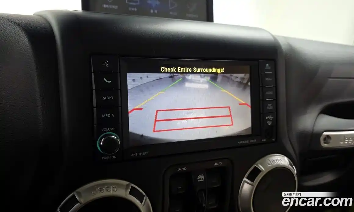 Jeep Wrangler 2017 3.6 Автомат в Москве № 296459, фото 12