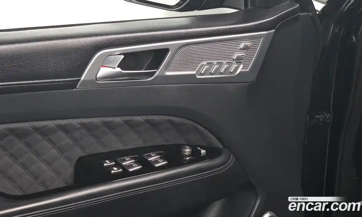 SsangYong Rexton 2022 2.2 Автомат в Москве № 30301, фото 8