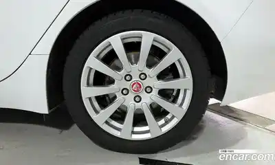 Jaguar XE 2016 2.0 Автомат в Москве № 320077, миниатюра 2