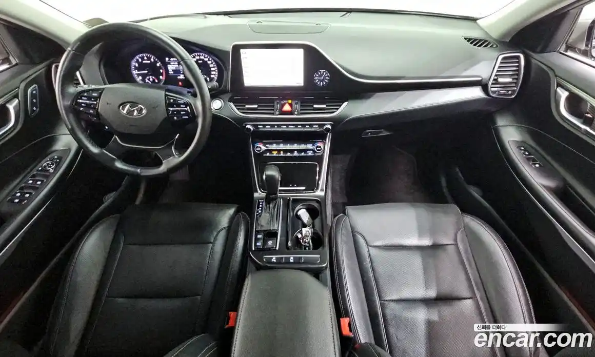 Hyundai Grandeur 2019 2.4 Автомат в Москве № 320103, фото 20