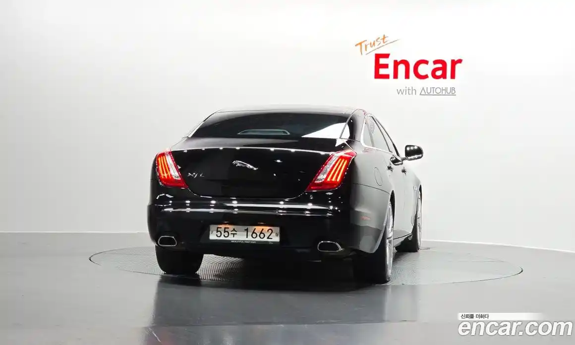 Jaguar XJ 2011 5.0 Автомат в Москве № 320216, фото 16