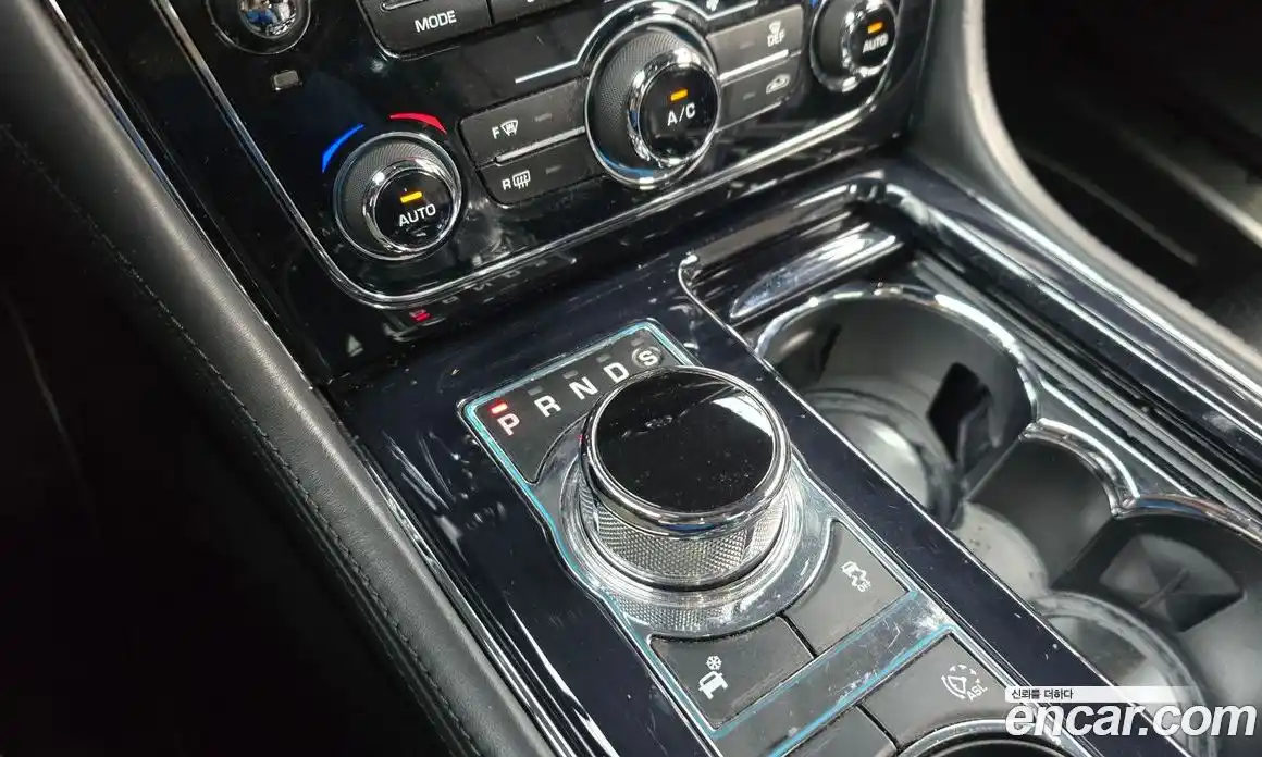 Jaguar XJ 2011 5.0 Автомат в Москве № 320216, фото 19