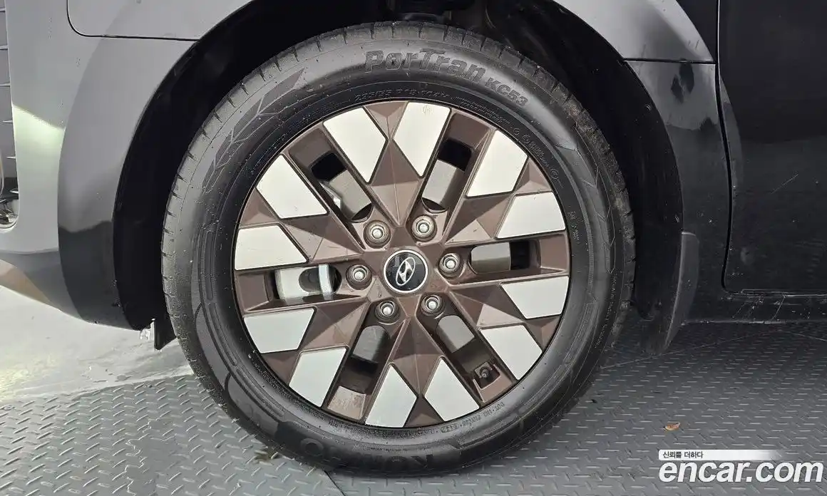 Hyundai Staria 2023 2.2 Автомат в Москве № 3253, фото 14