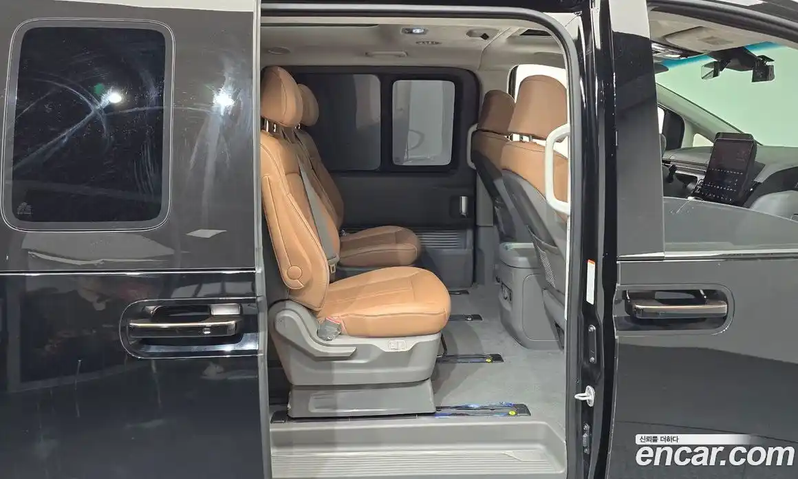 Hyundai Staria 2023 2.2 Автомат в Москве № 3253, фото 19