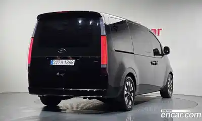 Hyundai Staria 2023 2.2 Автомат в Москве № 3253, миниатюра 2