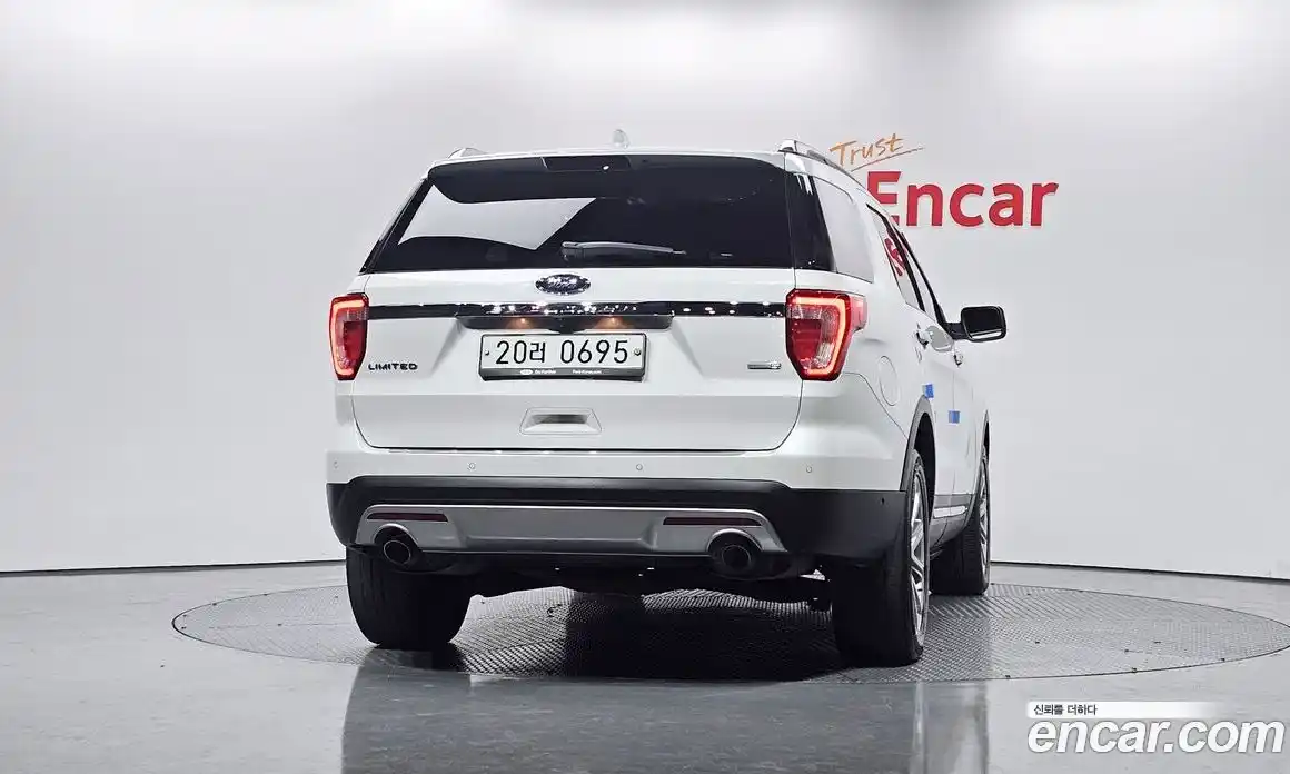 Ford Explorer 2016 2.3 Автомат в Москве № 330534, фото 18