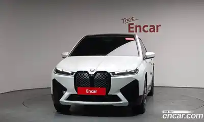 BMW iX 2024 0.3 Автомат в Москве № 335061, миниатюра 4