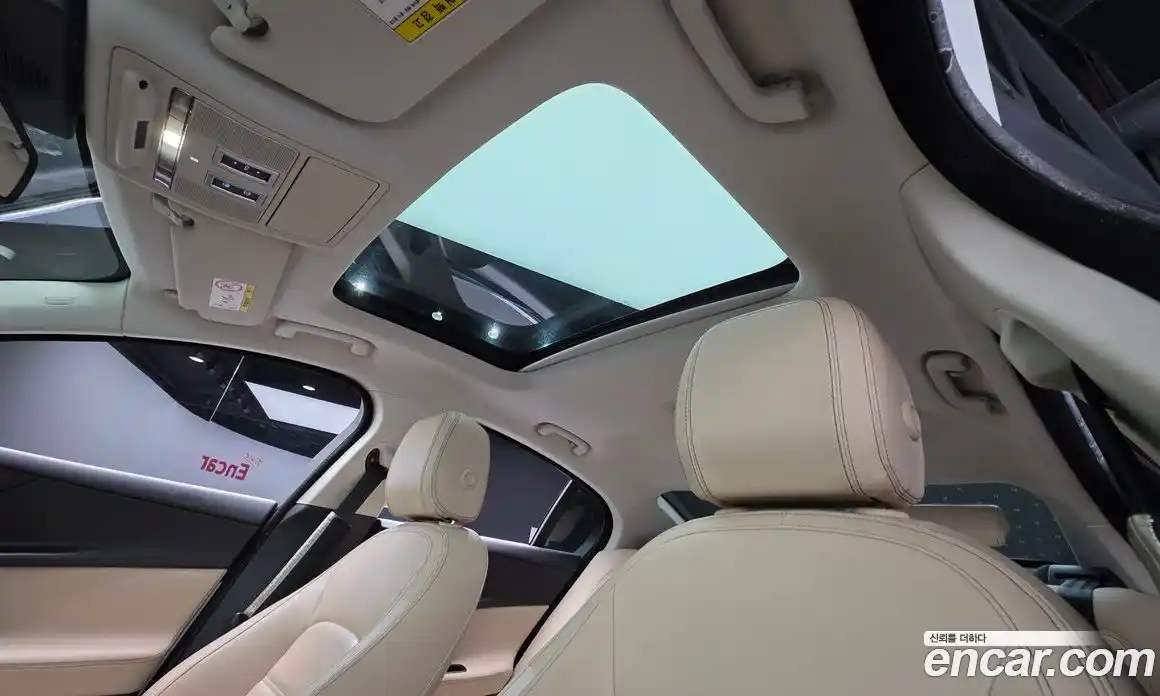 Jaguar XE 2016 2.0 Автомат в Москве № 335825, фото 14