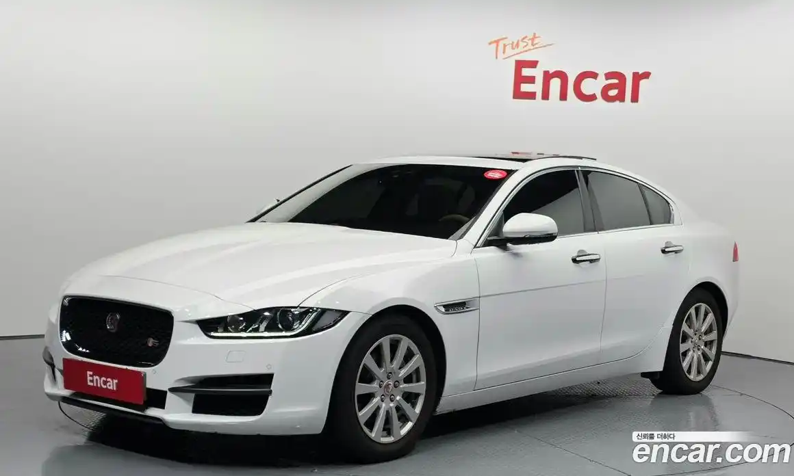 Jaguar XE 2016 2.0 Автомат в Москве № 335825, фото 8