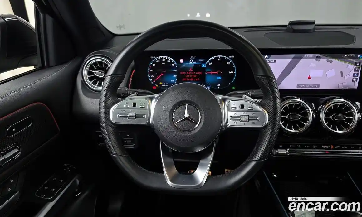 Mercedes-Benz EQB 2023 0.2 Автомат в Москве № 338947, фото 19