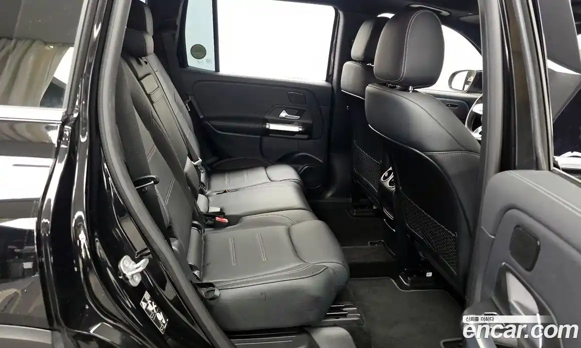 Mercedes-Benz EQB 2023 0.2 Автомат в Москве № 338947, фото 3