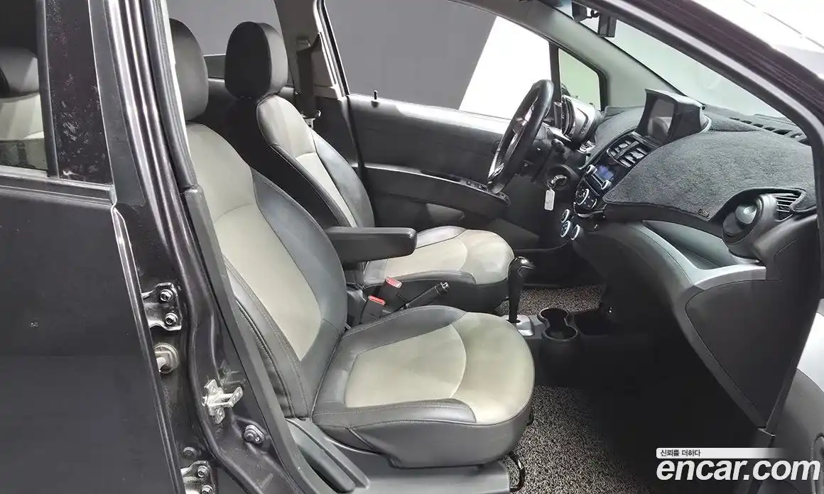 Chevrolet Spark 2014 1.0 Автомат в Москве № 38611, фото 14