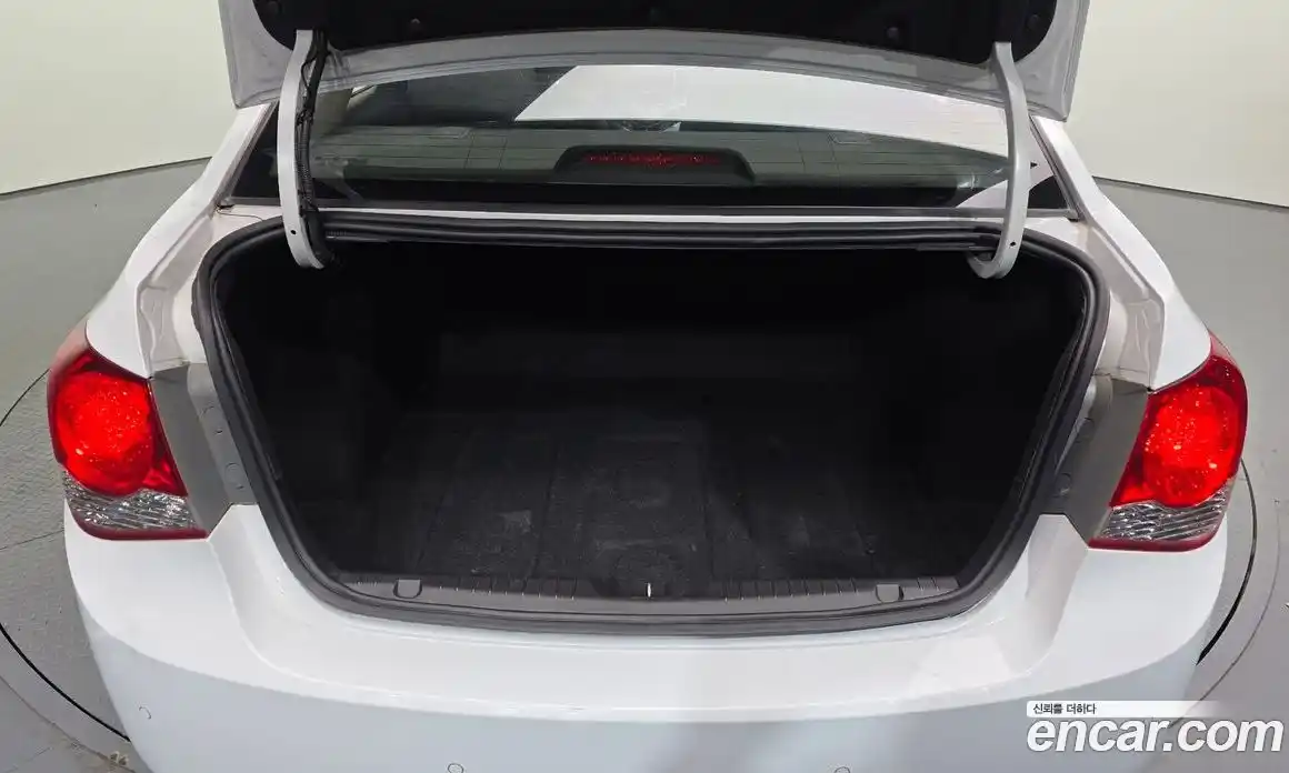 Chevrolet Cruze 2011 1.8 Автомат в Москве № 39250, фото 19