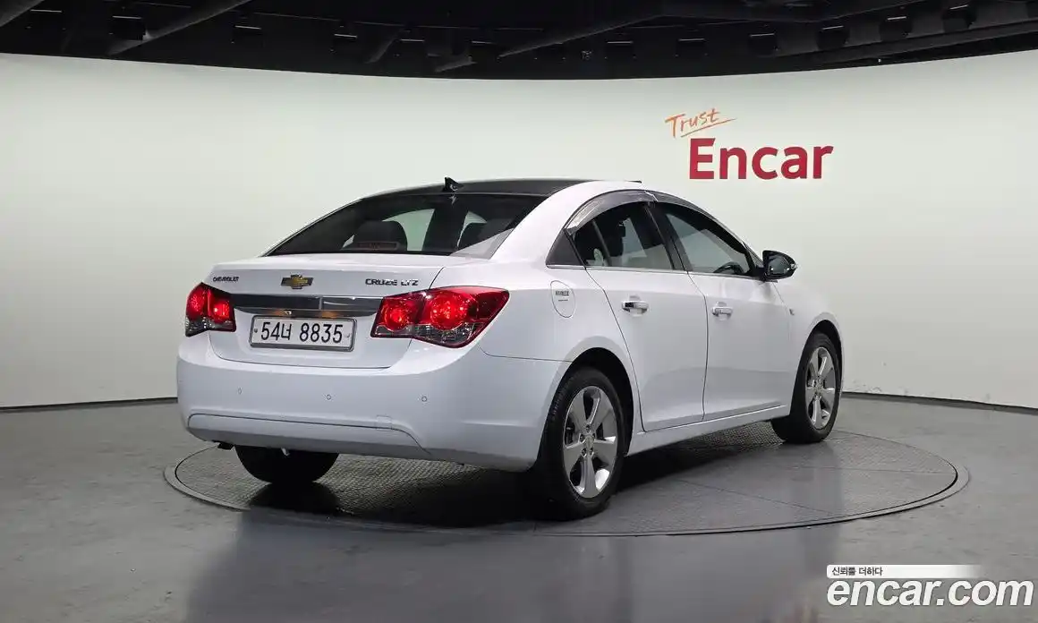 Chevrolet Cruze 2011 1.8 Автомат в Москве № 39250, фото 8