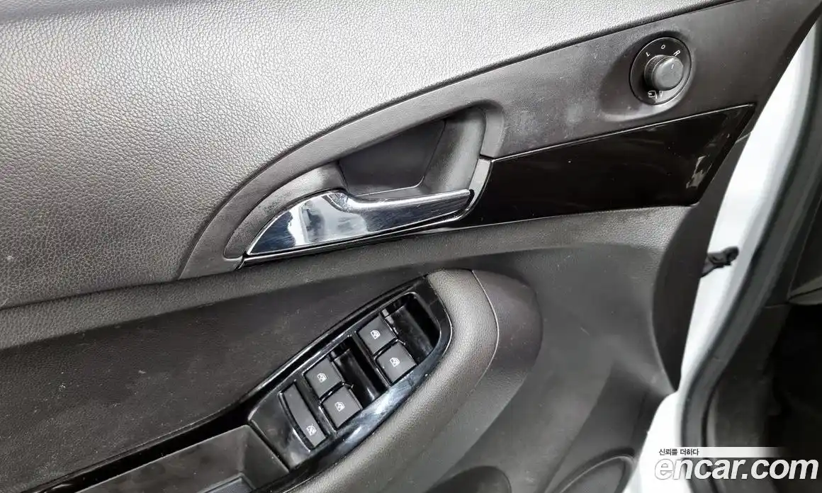 Chevrolet Orlando 2016 2.0 Автомат в Москве № 40283, фото 12