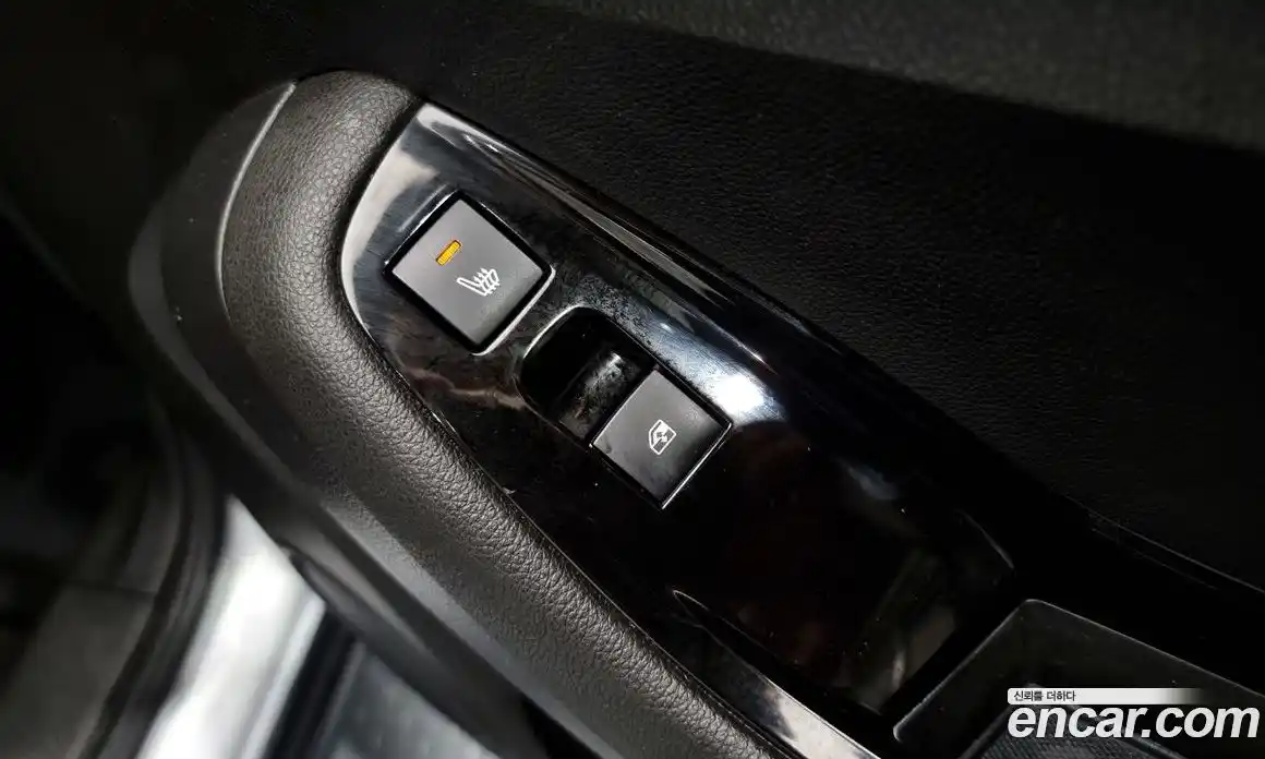 Chevrolet Orlando 2016 2.0 Автомат в Москве № 40283, фото 15