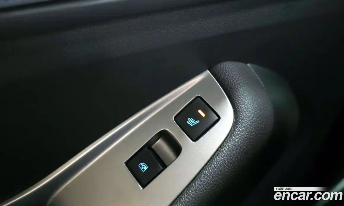 Chevrolet Orlando 2015 2.0 Автомат в Москве № 42326, фото 17