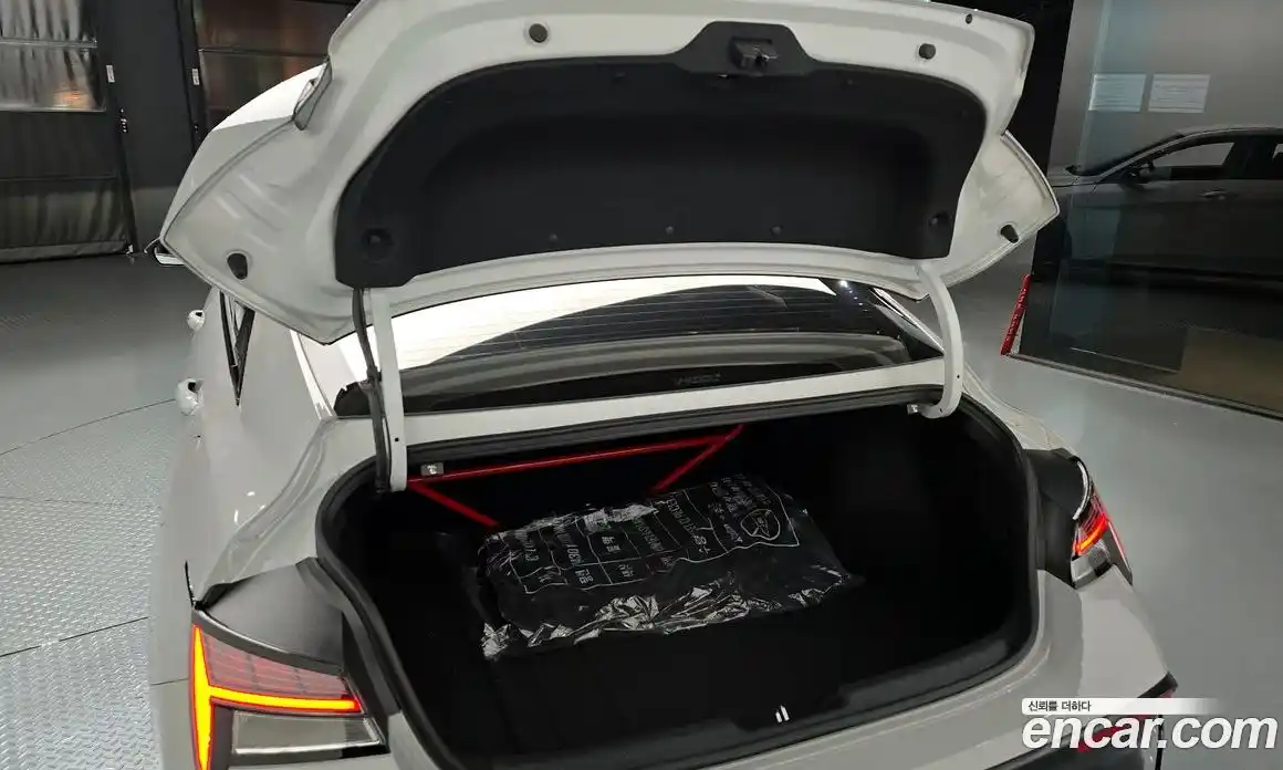 Hyundai Avante 2026 2.0 Механическая в Москве № 42722, фото 14