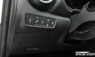 Hyundai Kona 2020 0.2 Автомат в Москве № 47133, миниатюра 4