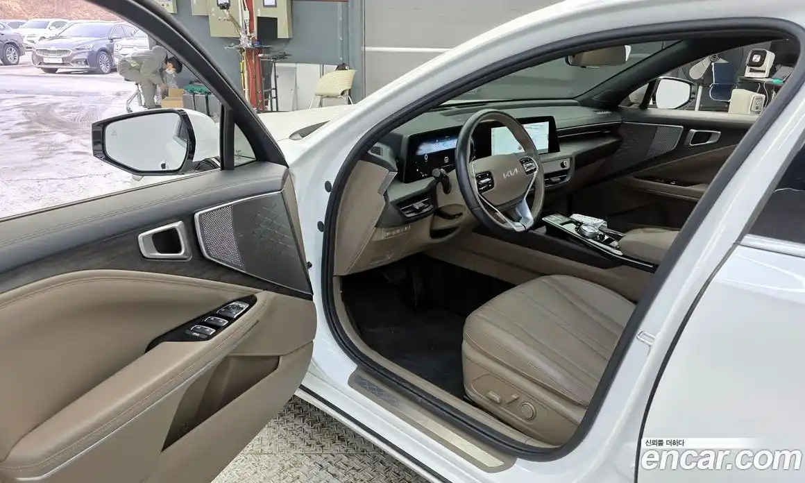 Kia K8 2023 2.5 Автомат в Москве № 50357, фото 14