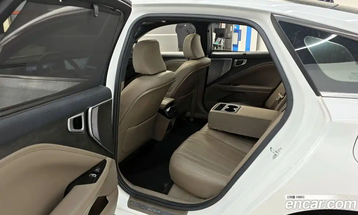 Kia K8 2023 2.5 Автомат в Москве № 50357, фото 8