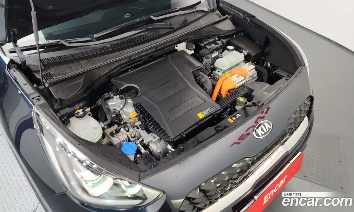 Kia Niro 2020 1.6 Автомат в Москве № 51880, фото 19