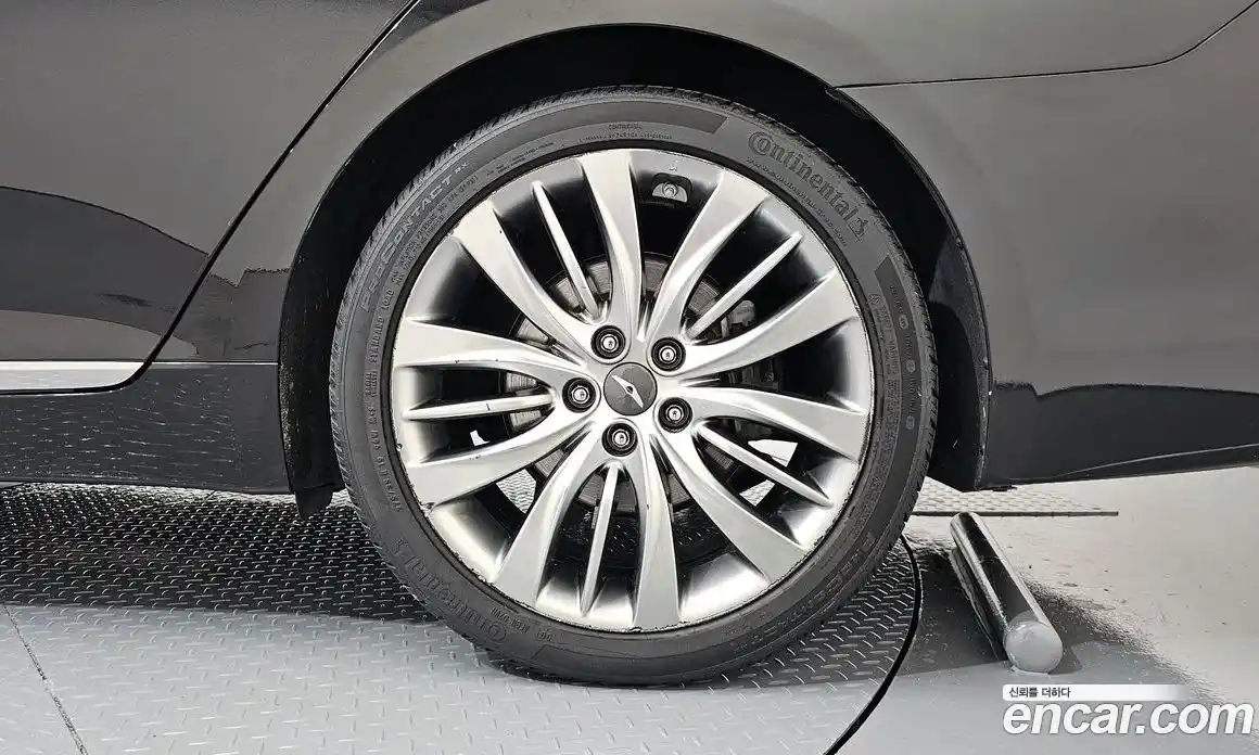 Genesis G80 2018 3.3 Автомат в Москве № 56559, фото 8