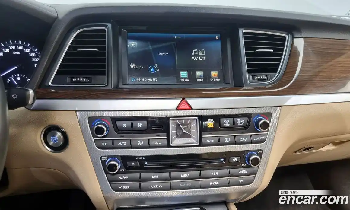 Genesis G80 2017 3.3 Автомат в Москве № 57821, фото 16