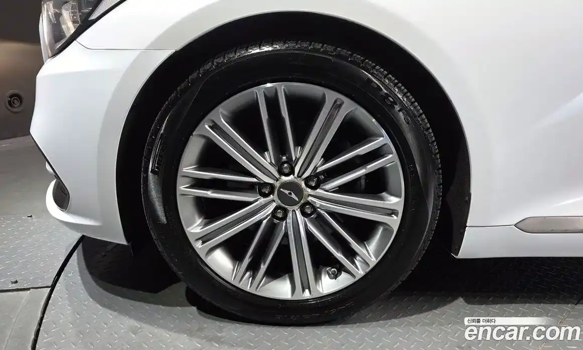 Genesis G80 2017 3.3 Автомат в Москве № 57890, фото 13