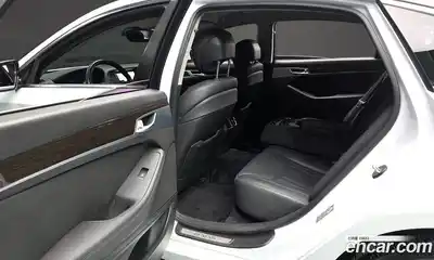 Genesis G80 2017 3.3 Автомат в Москве № 57890, миниатюра 8