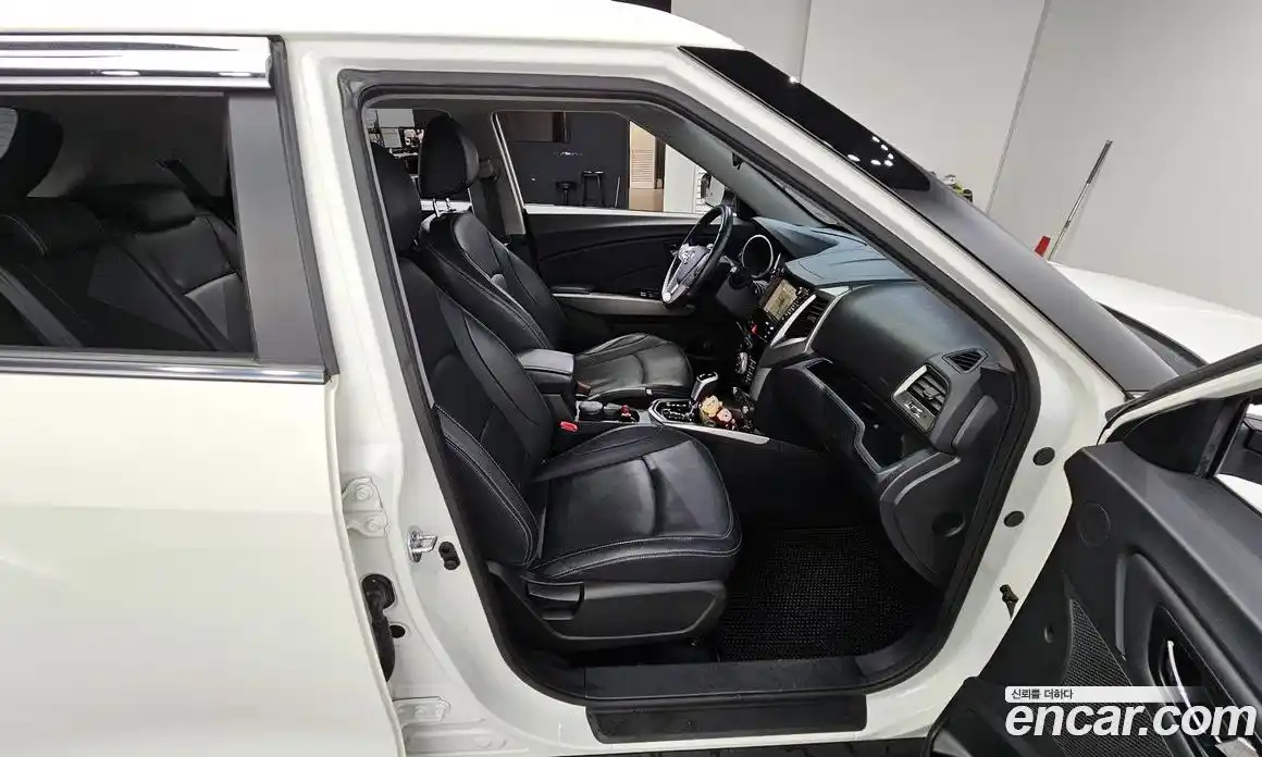 SsangYong TIBOLI 2016 1.6 Автомат в Москве № 62462, фото 11