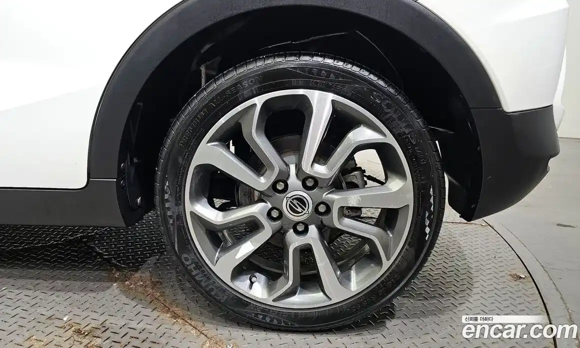 SsangYong TIBOLI 2016 1.6 Автомат в Москве № 62462, фото 19