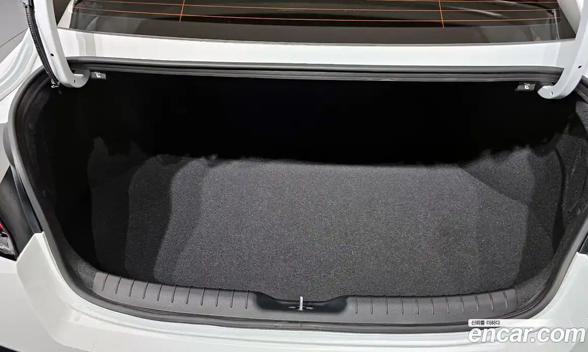 Hyundai Avante 2025 1.6 Автомат в Москве № 6630, фото 12