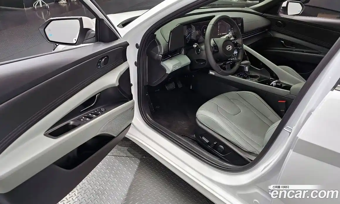 Hyundai Avante 2025 1.6 Автомат в Москве № 6630, фото 14