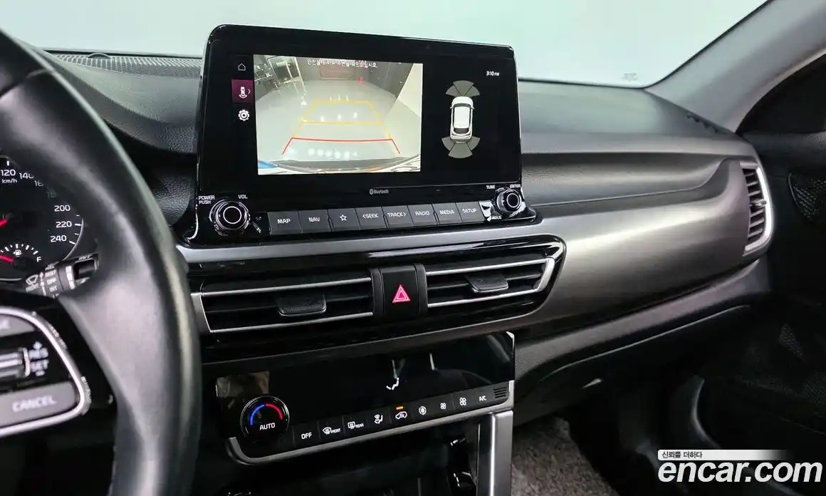 Kia Seltos 2022 1.6 Автомат в Москве № 73654, фото 13