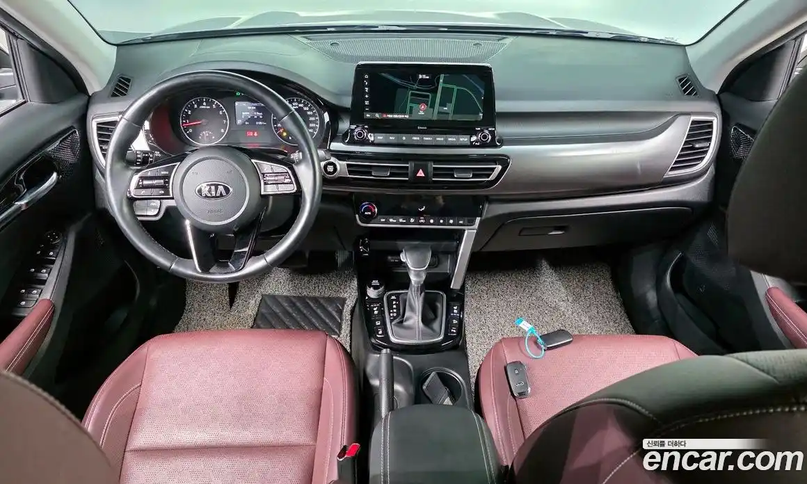 Kia Seltos 2022 1.6 Автомат в Москве № 73654, фото 17