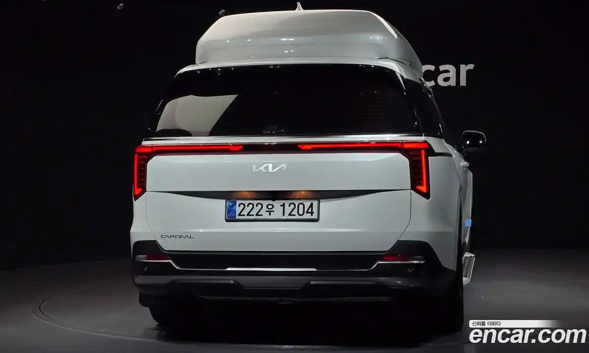 Kia Canival 2025 3.5 Автомат в Москве № 95169, фото 1