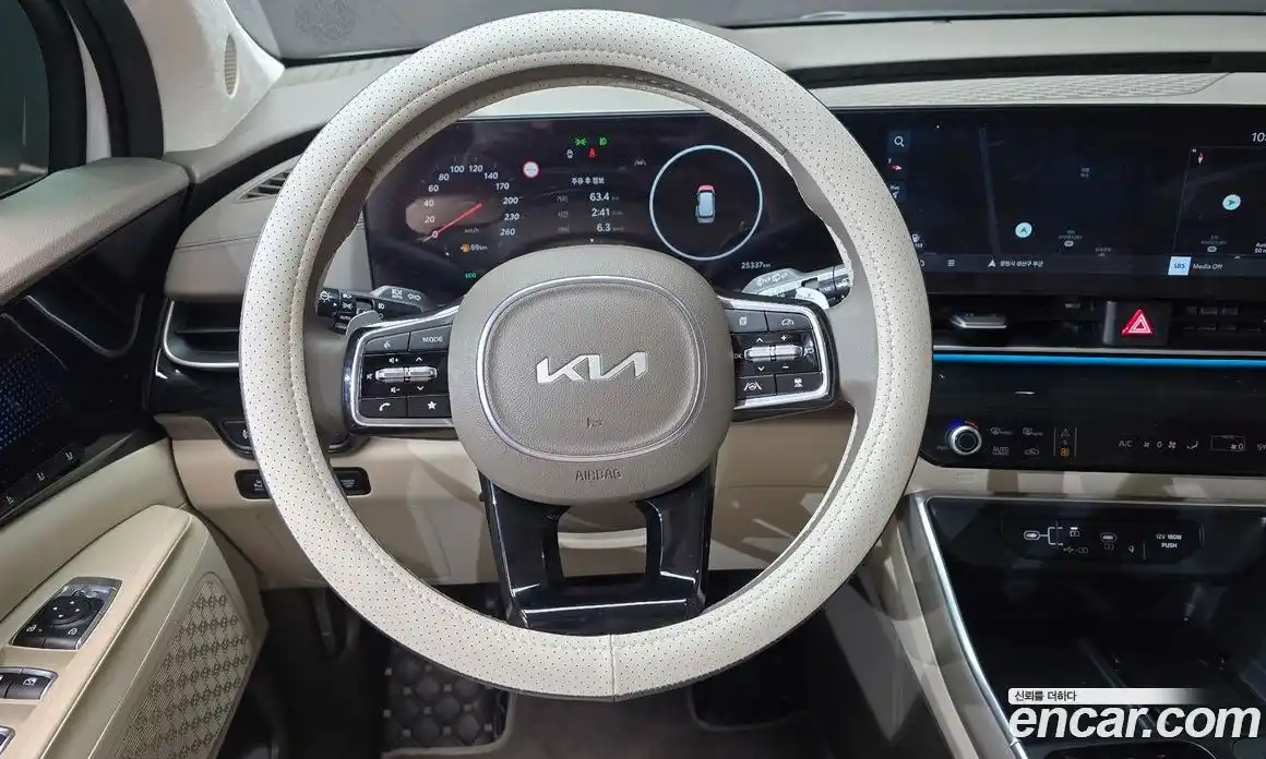 Kia Canival 2025 3.5 Автомат в Москве № 95169, фото 15