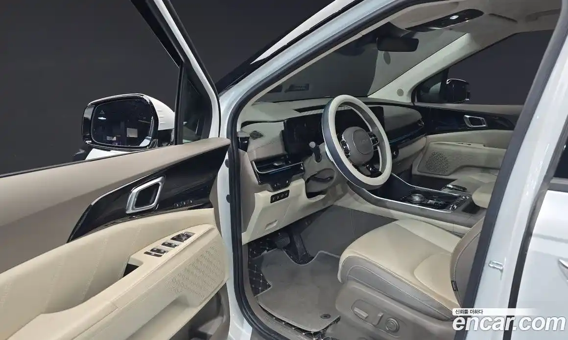 Kia Canival 2025 3.5 Автомат в Москве № 95169, фото 2